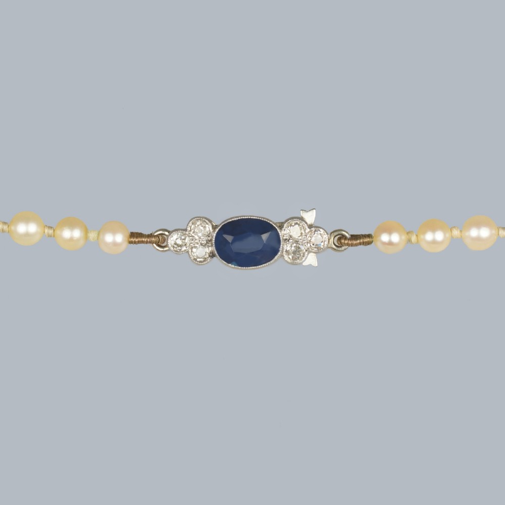 VINTAGE PEARL NECKLACE Sapphire Diamond Clasp 1930s Single Strand Antique Pearl Necklace View VIII