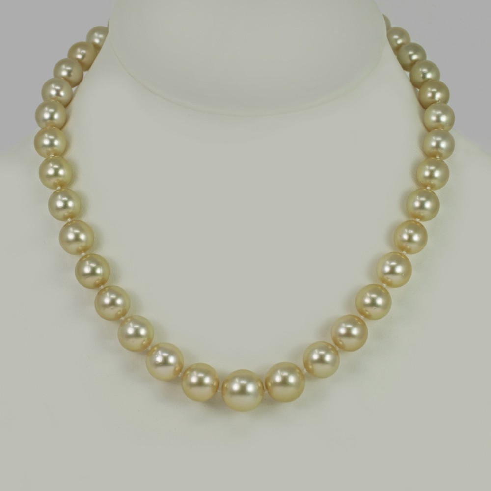 VINTAGE SOUTH SEA PEARL NECKLACE with Diamond Clasp 1960s Single Strand 14.5mm -10.5mm Pearls