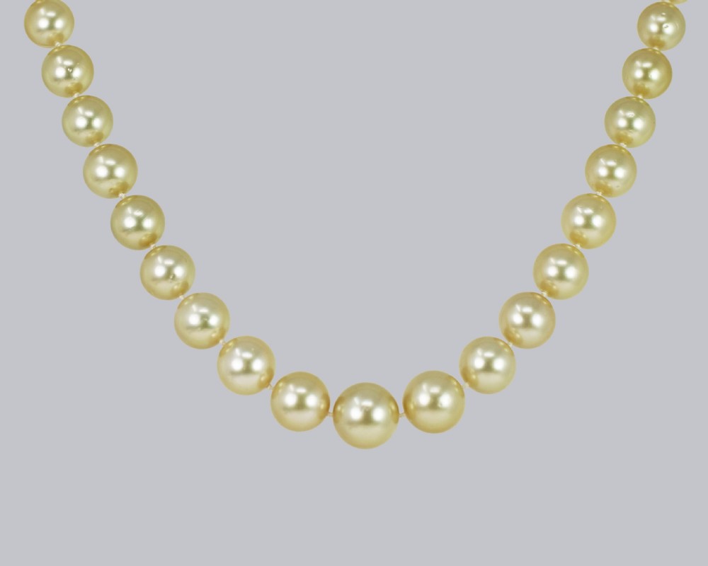 VINTAGE SOUTH SEA PEARL NECKLACE with Diamond Clasp 1960s Single Strand 14.5mm -10.5mm Pearls View VIII