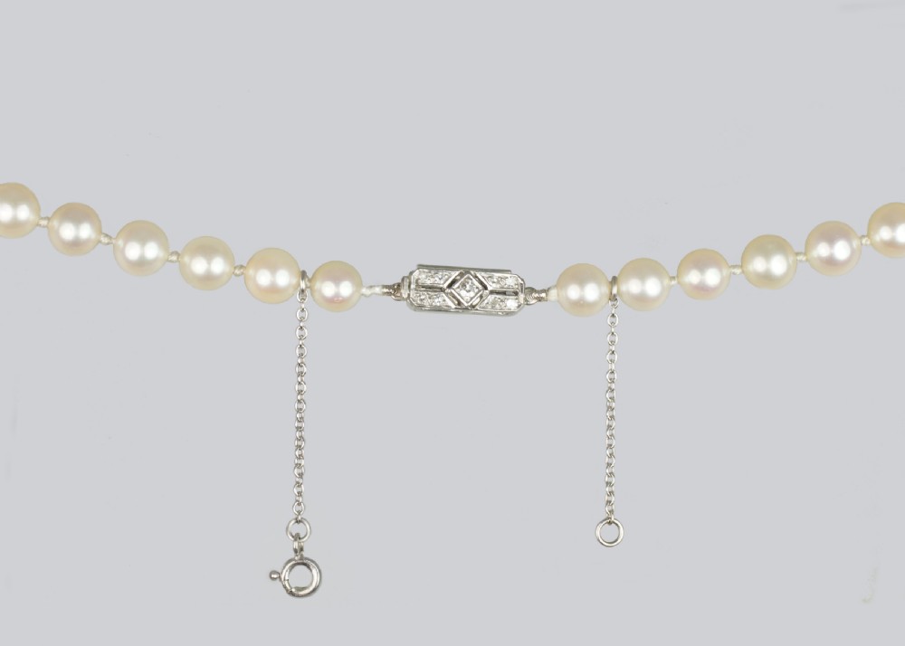 ART DECO PEARL NECKLACE DIAMOND CLASP Vintage 1920s Single Strand Antique Pearls View III