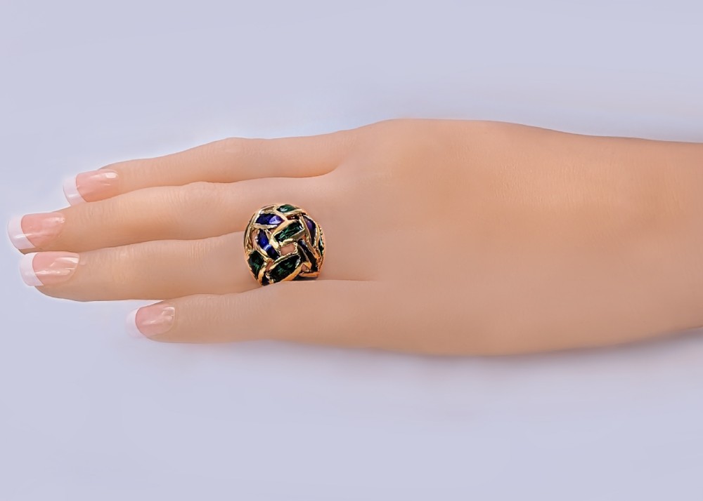 Vintage Kutchinsky Ring Blue and Green Enamel 18ct Gold Bombé Ring London 1967 View XIII