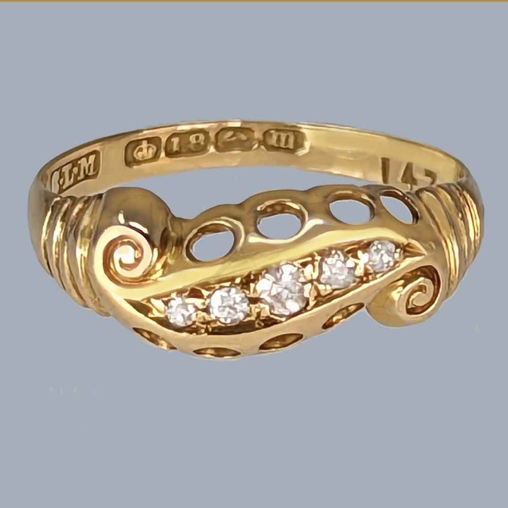 ANTIQUE 18ct GOLD DIAMOND RING Five Stone Scroll Ring Hallmarked Birmingham 1911