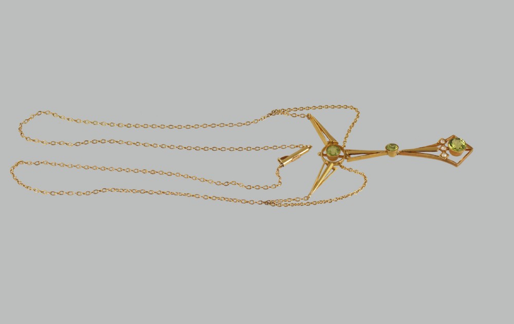 Edwardian Peridot Lavaliere Necklace 15ct Gold Art Deco  Peridot & Seed Pearl Antique Necklace View V