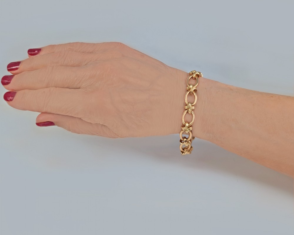 Vintage Theo Fennell Bracelet 9ct Gold Solid Curb & Fancy Link with Lobster Clasp 29 grams View VI