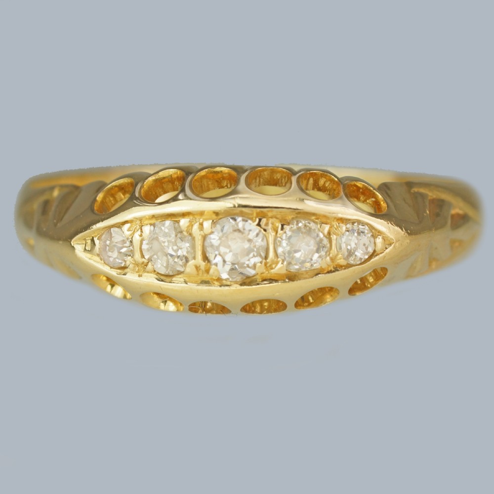 ANTIQUE 18ct GOLD DIAMOND RING Five Stone Edwardian Ring Hallmarked Chester 1907