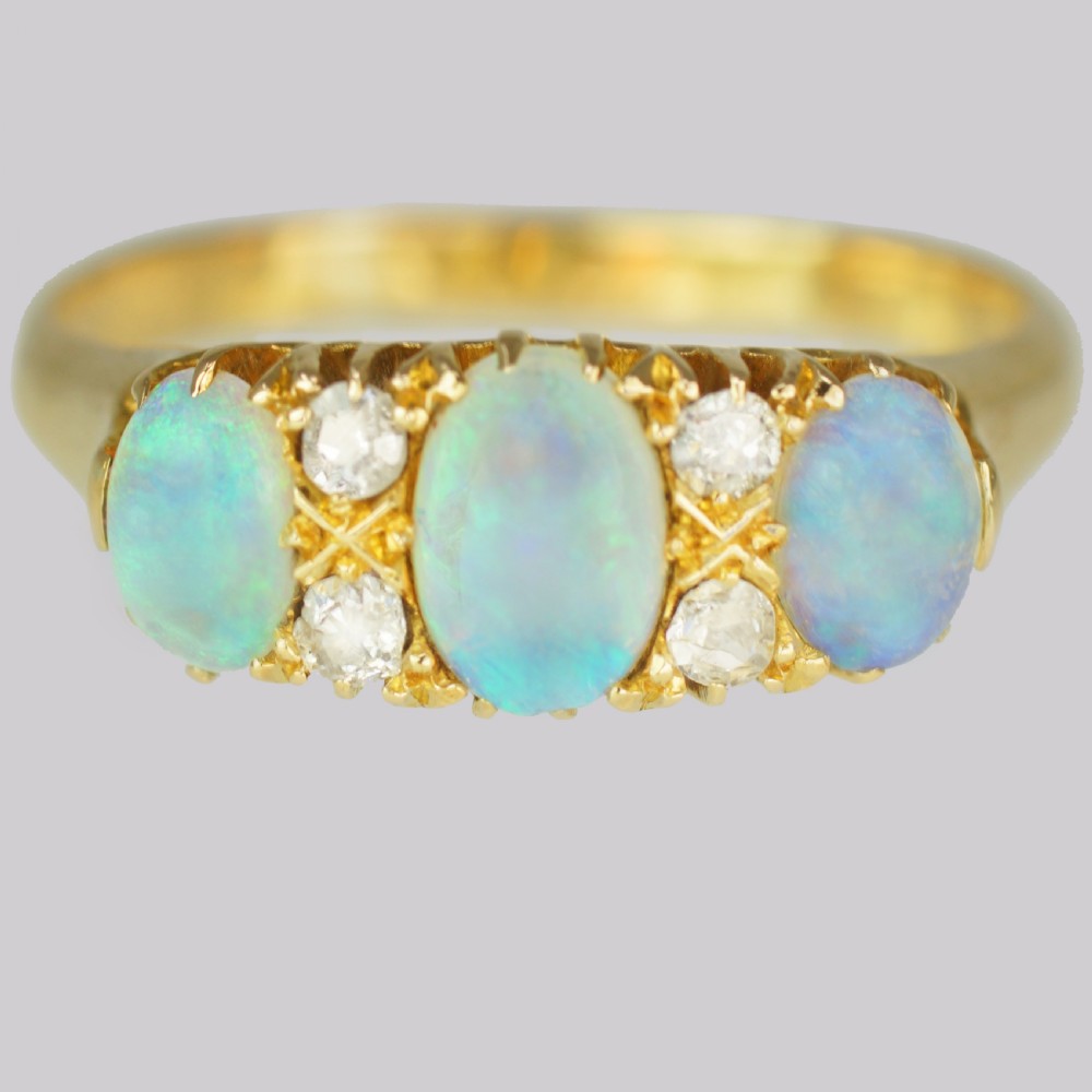 ANTIQUE OPAL and DIAMOND TRILOGY RING 18ct Gold Victorian Old Cut Diamond Opal Ring
