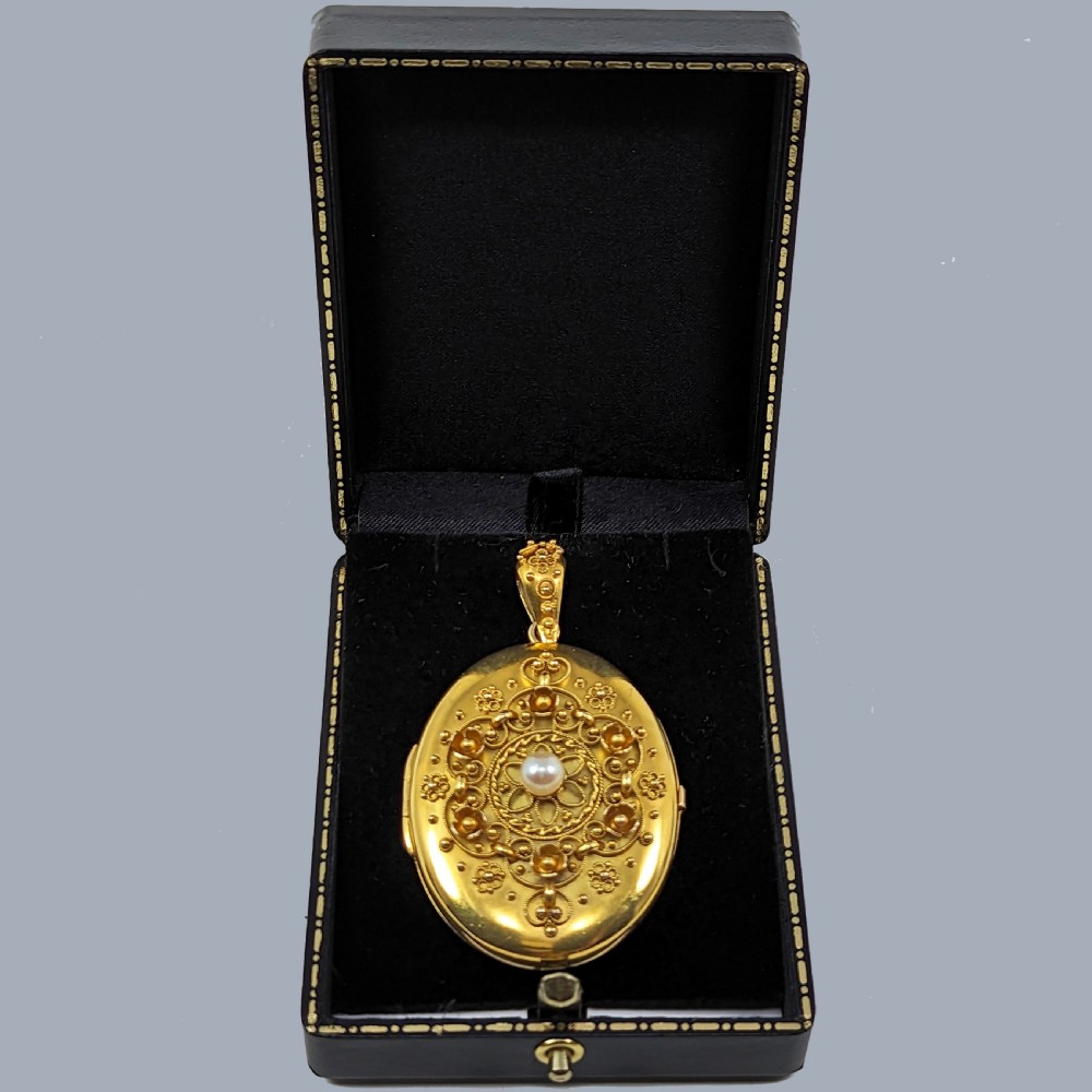 Victorian Pearl Photo Locket 18ct Gold Wirework Hinged Antique Locket Pendant View VI