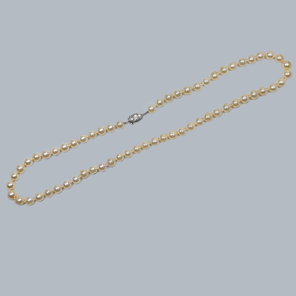 Vintage Pearl Necklace Dimond Platinum Clasp 1950s Single Strand Antique Pearls