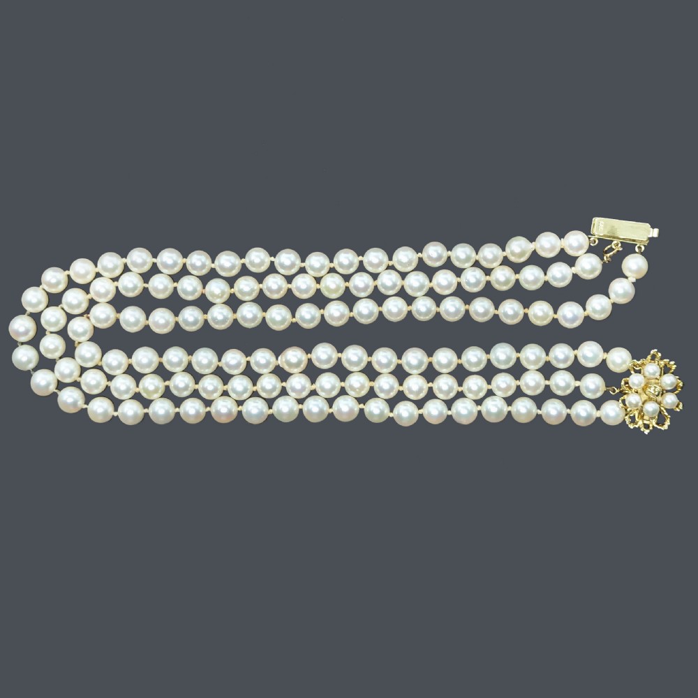 Vintage Pearl Necklace 14ct Gold Cluster Clasp Single/Double/Triple Strand 1960s View III