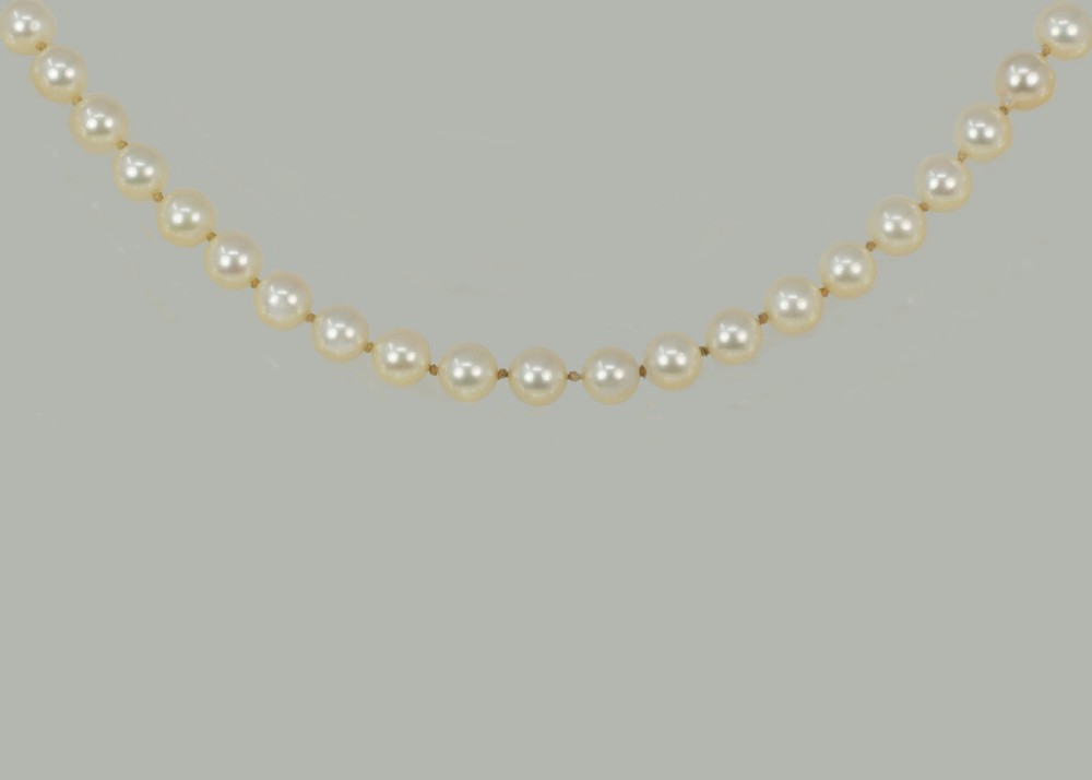 Vintage Pearl Necklace 14ct Gold Cluster Clasp Single/Double/Triple Strand 1960s View VI