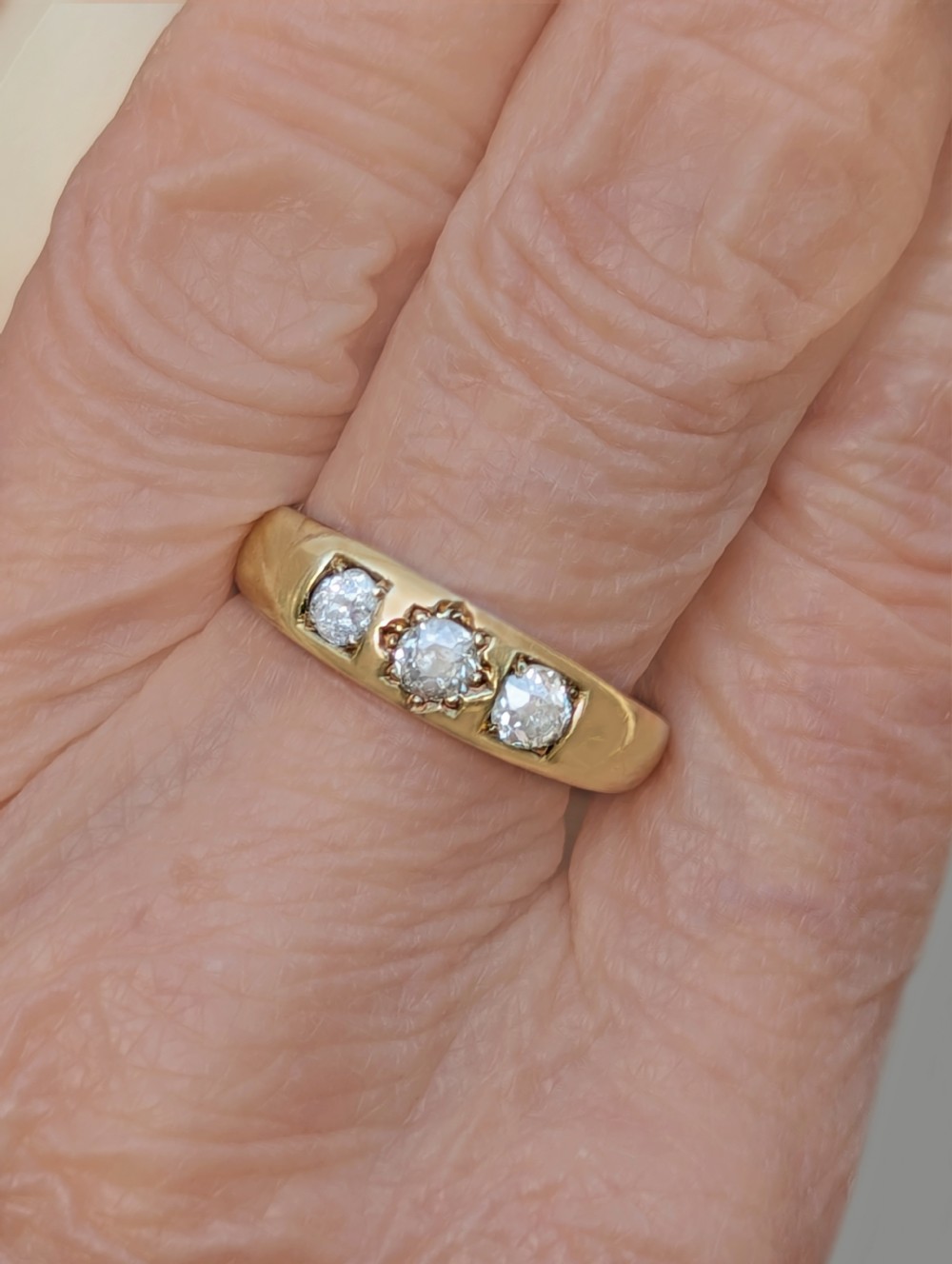 Victorian 18ct Gold 0.60ct Old Cut Diamond Gypsy Trilogy Ring Antique Hallmarked London 1896 View X