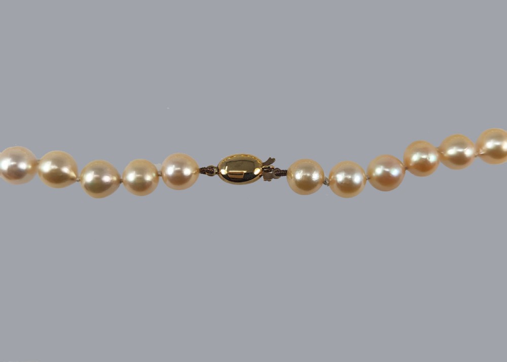 Vintage Pearl Necklace Cream/Pink with Gem Report Salt Water 18ct Clasp Single Strand View VII