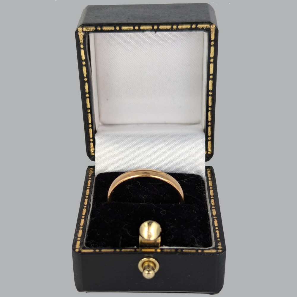 VINTAGE 22ct GOLD WEDDING RING Birmingham 1926 Court Shaped 3 grams Size N View V