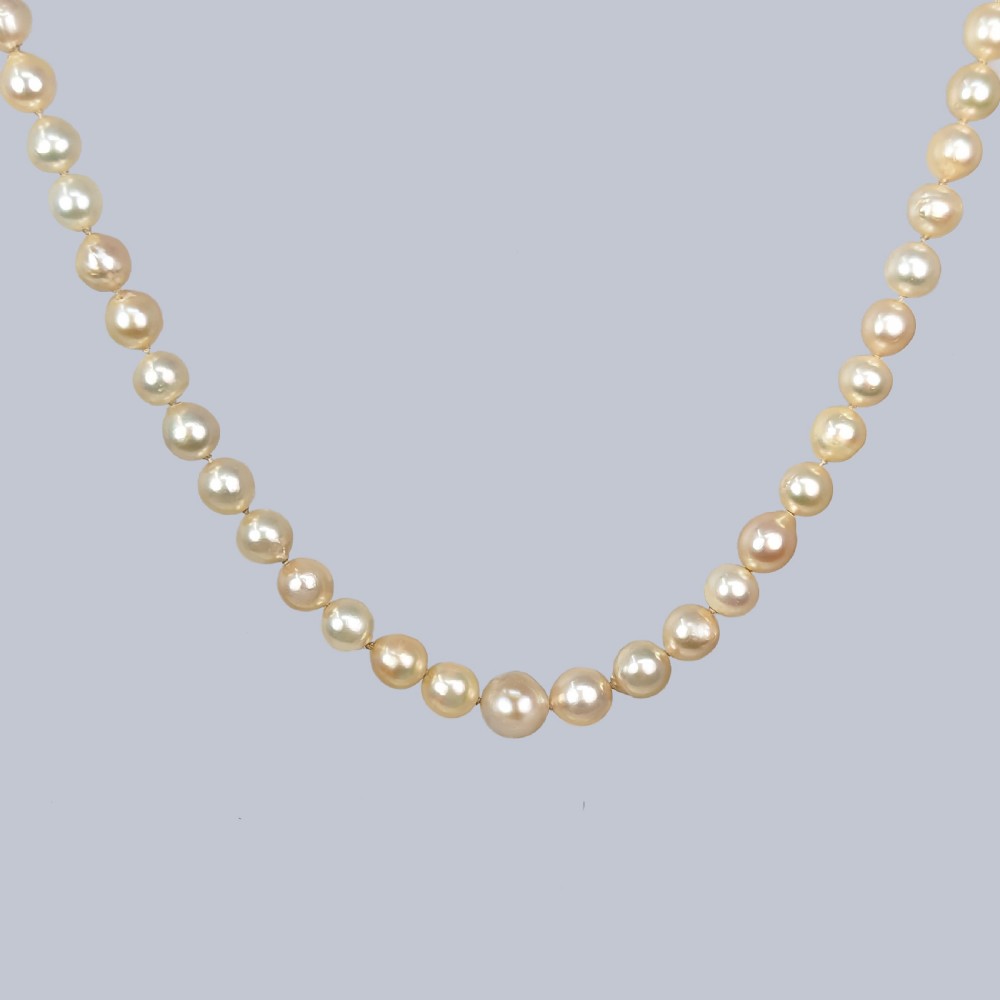 VINTAGE PEARL NECKLACE DIAMOND CLASP with Gem Report Single Strand 1950s Pearls 18ct Gold Clasp View V
