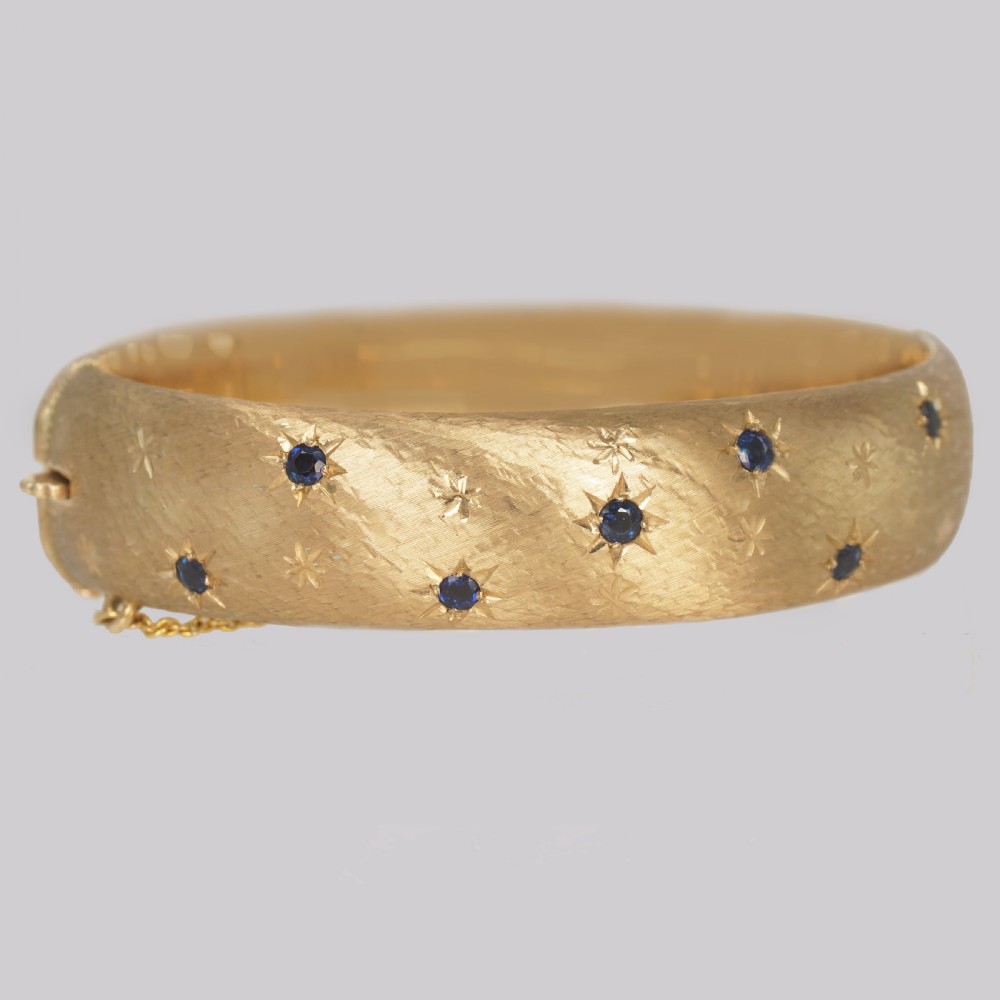 Vintage 1960s Cropp & Farr Sapphire Bangle Wide Heavy 27g 9ct Gold Hallmarked Birmingham 1967 View II