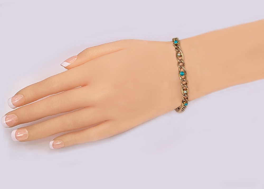 Victorian 15ct Gold Turquoise & Seed Pearl Curb Link Bracelet Antique Bracelet circa 1880 View VIII