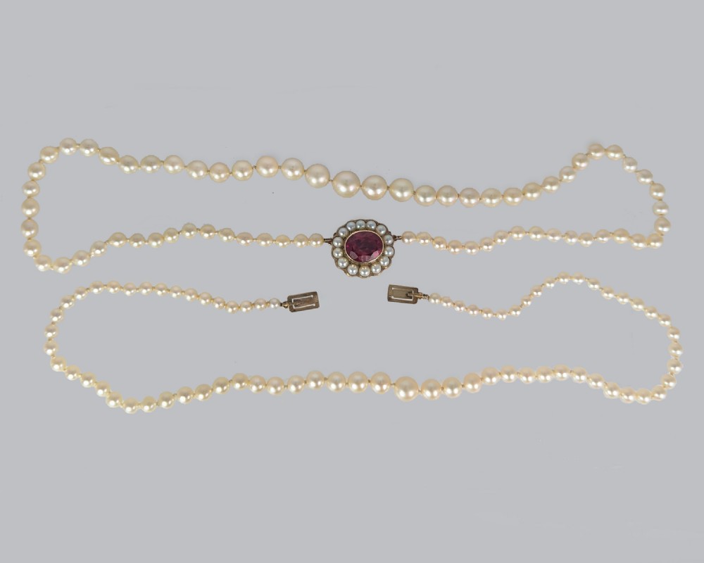 Vintage Pearl Necklace Double or Single Strand with 9ct Gold Floral Garnet Clasp – Circa 1960s View III