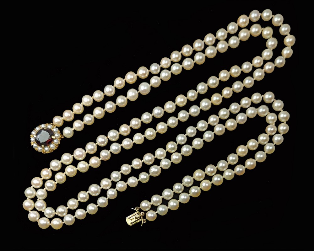 Vintage Double Strand Cultured Pearl Necklace with Garnet 9ct Gold Clasp London 1964 - Restrung