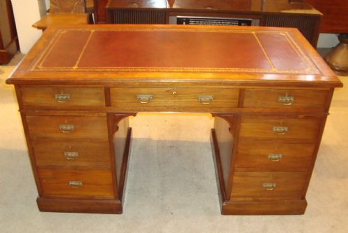 Good Quality Solid Walnut Victorian Kneehole Desk.