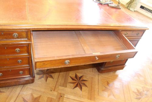 VICTORIAN GOLDEN MAHOGANY PEDESTAL PARTNERS DESK - ADDITIONAL PHOTO 3