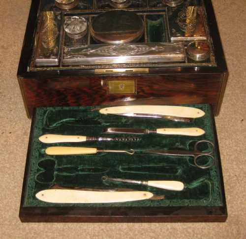 BEAUTIFUL VICTORIAN ROSEWOOD BRASS BANDED VANITY BOX - ADDITIONAL PHOTO 3