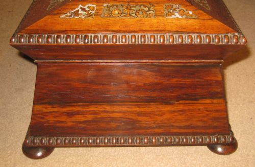BEAUTIFUL ROSEWOOD SARCOPHAGUS SHAPED SEWING BOX - ADDITIONAL PHOTO 6