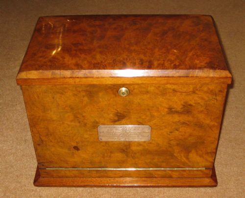 A WONDERFUL WALNUT DROP FRONT STATIONERY CABINET - ADDITIONAL PHOTO 2