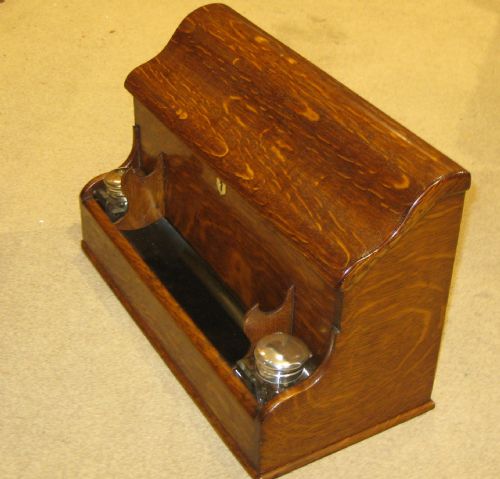 A FINE OAK LETTER RACK WITH TWO GOOD INK BOTTLES - ADDITIONAL PHOTO 2