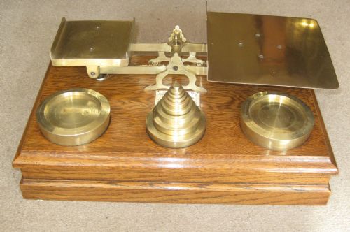 LARGE FINE QUALITY EDWARDIAN SOLID OAK SET OF POSTAL SCALES - ADDITIONAL PHOTO 6