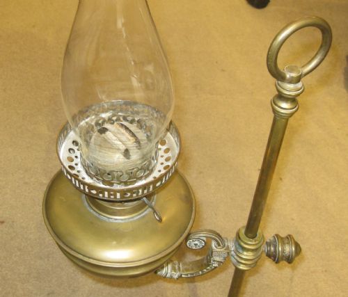 TALL OIL LAMP ON ADJUSTABLE HEAVY BRASS STAND - ADDITIONAL PHOTO 4