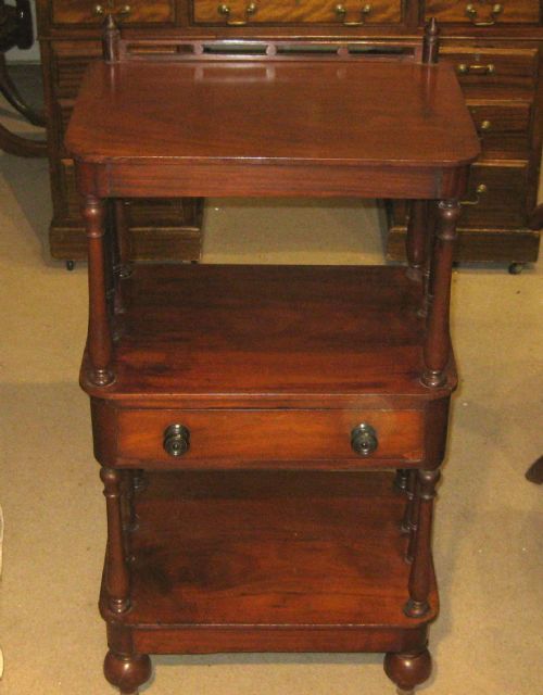 VICTORIAN MAHOGANY WHATNOT