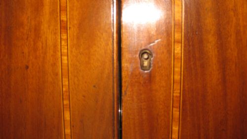 A SPLENDID AND UNUSUAL LATE VICTORIAN INLAID MAHOGANY STATIONERY CABINET - ADDITIONAL PHOTO 7
