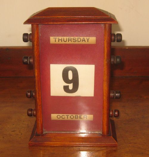 SMALL EDWARDIAN MAHOGANY DESK TOP PERPETUAL CALENDAR - ADDITIONAL PHOTO 1
