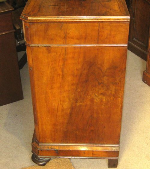 VICTORIAN WALNUT CHEST OF DRAWERS - ADDITIONAL PHOTO 4