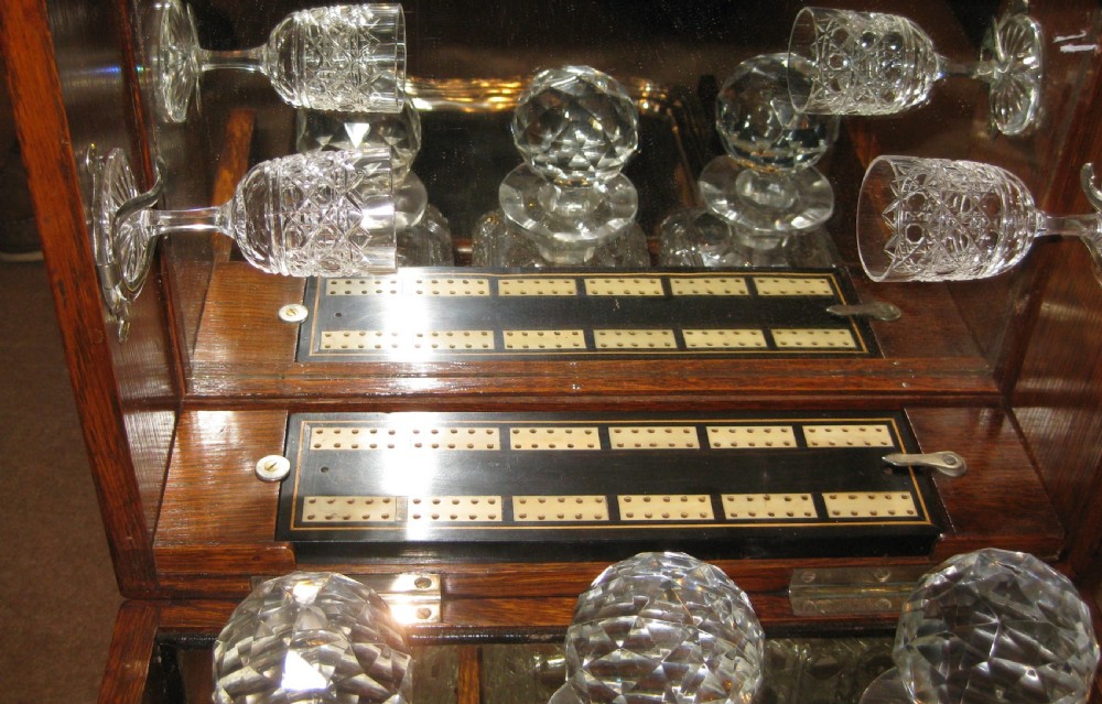 An outstanding Victorian oak, with brass decoration, Decanter box View IV