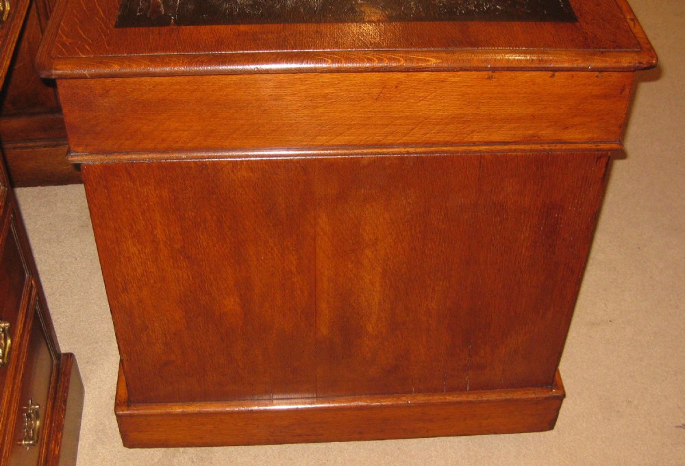 Victorian oak pedestal desk of classic proportions. View III