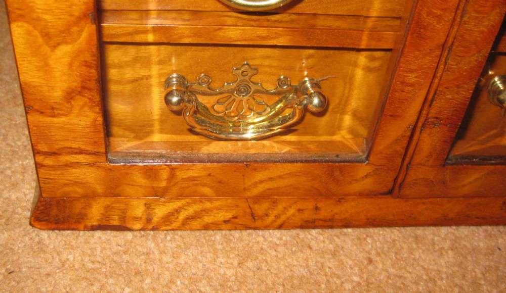 A very special and unusual Victorian ash wood jewellery box View III