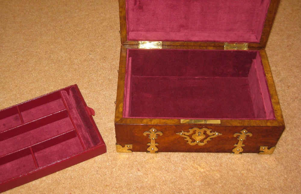 A lovely Victorian walnut jewellery box  View V