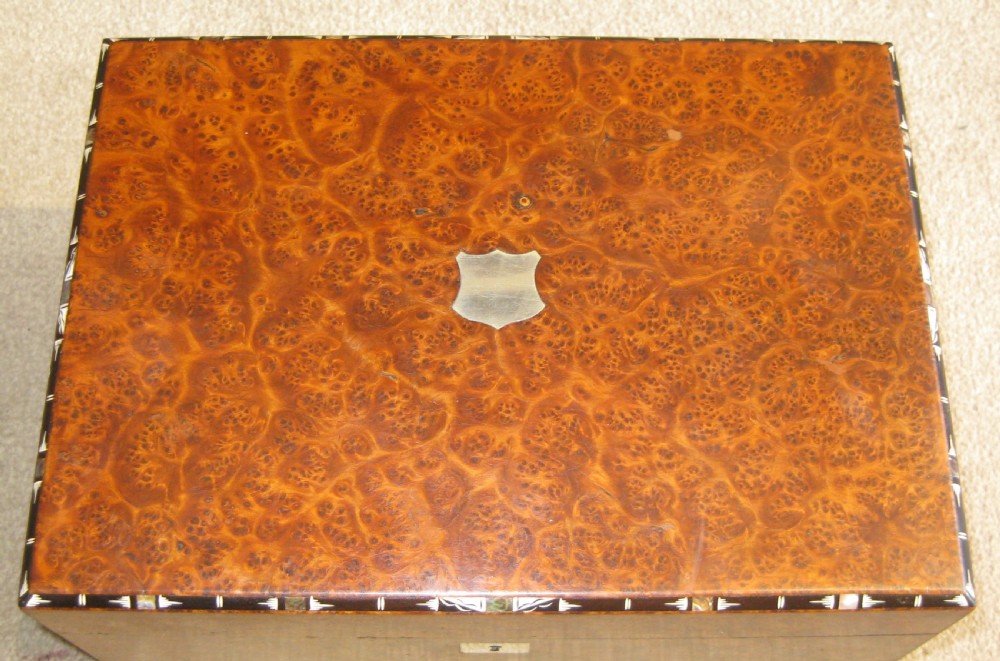 Stunning late Victorian amboyna wood jewellery box.  View VIII