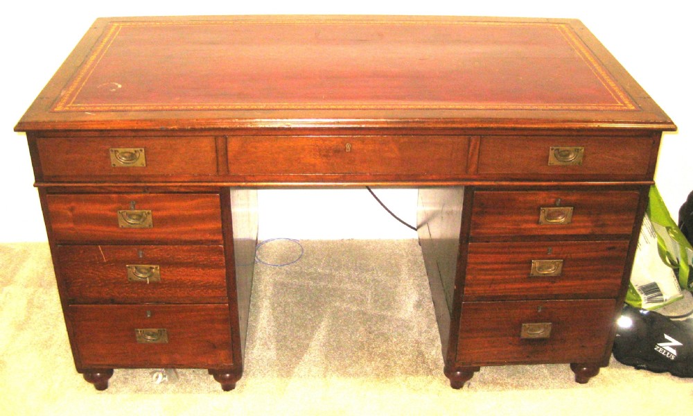 Fine quality Victorian solid mahogany, military campaign desk