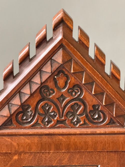 PAIR OF 19TH CENTURY GOTHIC CARVED HALL CHAIRS - ADDITIONAL PHOTO 5
