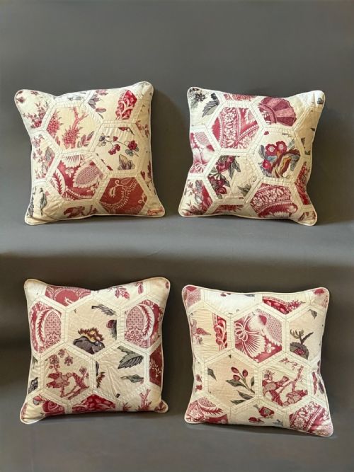 SHARESET OF FOUR ANTIQUE TOILE CUSHIONS WITH 18TH CENTURY BELGIAN LINEN - ADDITIONAL PHOTO 6