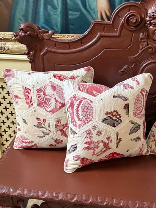SHARESET OF FOUR ANTIQUE TOILE CUSHIONS WITH 18TH CENTURY BELGIAN LINEN - ADDITIONAL PHOTO 10