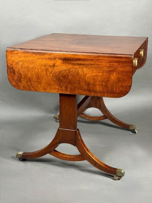 Elegant 19th Century Flame Mahogany Sofa Table