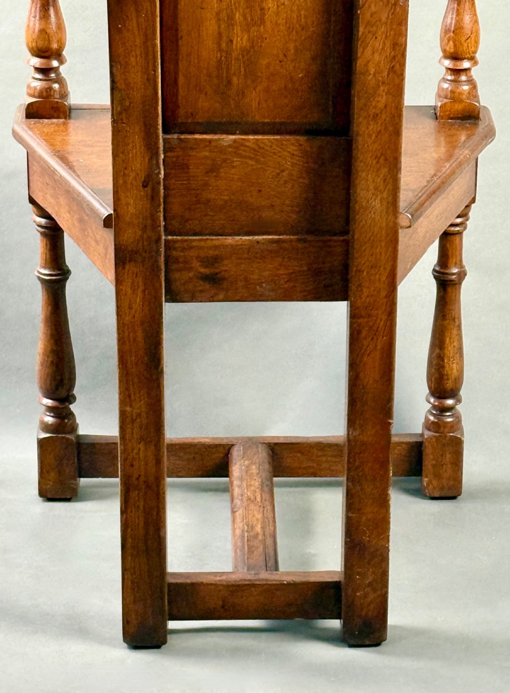 ANTIQUE WALNUT CAQUETOIRE / GOSSIPING CHAIR  View VI