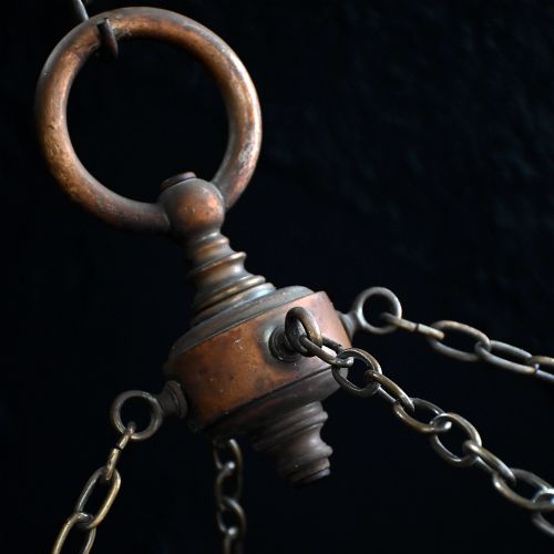 A LARGE19TH CENTURY BRASS ENGLISH HALLWAY LANTERN - ADDITIONAL PHOTO 3