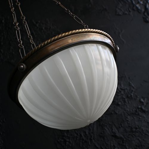 EARLY 20TH CENTURY ENGLISH MOONSTONE LIGHT - ADDITIONAL PHOTO 2