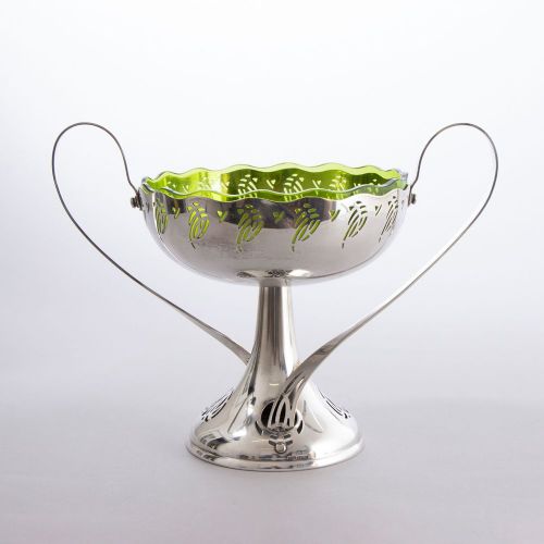 Wmf Germany C.1900 Art Nouveau Tazza in Silver Plate with Original Green Glass Liner