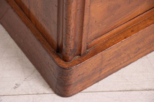 ANTIQUE VICTORIAN FLAME MAHOGANY ASH LINED CHEST OF DRAWERS - ADDITIONAL PHOTO 3