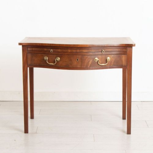 LATE 18TH CENTURY GEORGIAN MAHOGANY GENTLEMAN'S TABLE WITH BRUSHING SLIDE - ADDITIONAL PHOTO 1